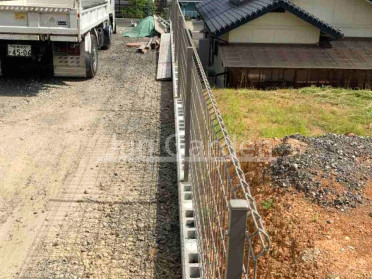 施工例画像：佐賀県 嬉野市  フェンス YKKAP イーネット3F型 スチール柱