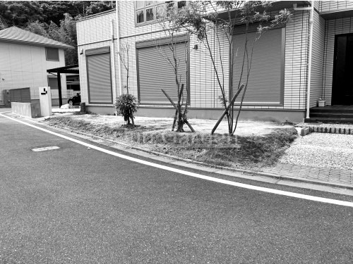 施工例画像：福岡県 北九州市八幡西区  ブロック塀 蛇の目 ネコ